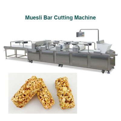 Machine de fabrication de barres de céréales Muesli en acier inoxydable à haut rendement fonctionnement intelligent PLC