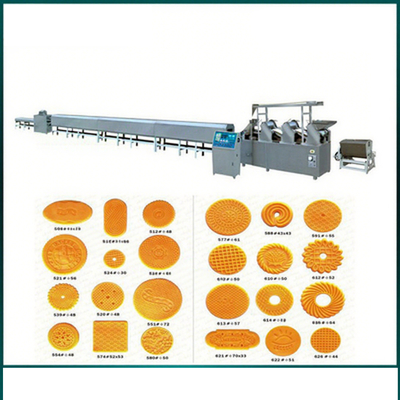 Diverse chaîne de production de biscuit d'acier inoxydable de forme de moule d'extrudeuse automatique d'aliment pour animaux familiers
