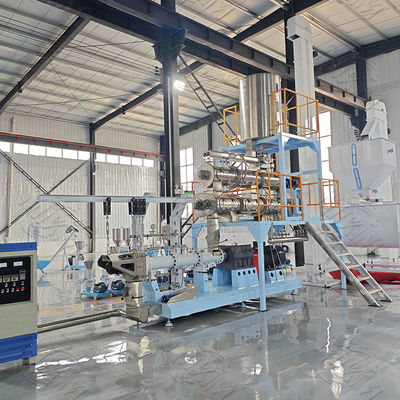 Blé Riz Maïs Farine de soja dégraissée Extrudeuse d'aliments pour animaux de compagnie Extrudeuse d'aliments pour poissons