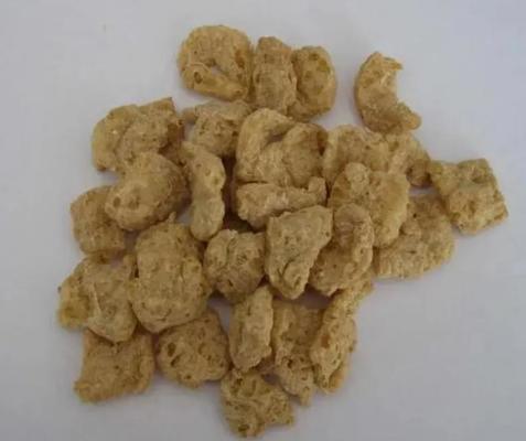 Machine continue et automatique d'extrudeuse du soja