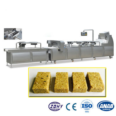 Friandise d'arachides faisant la machine