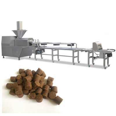 Le doux d'aliments pour chiens traite la ligne de expulsion froide