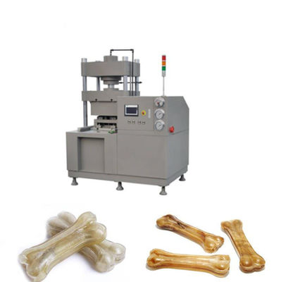 Traitement de casse-croûte d'animal familier fait à la machine par le cuir vert, machine de fabricant d'os de chien