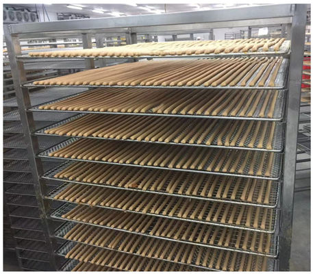 La viande naturelle de boeuf séché de casse-croûte de bâton de chien dépouille la découpeuse de bâtons de viande