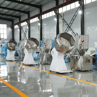 Petite machine flottante pour la fabrication d'aliments pour poissons Ferme d'élevage de volaille d'aliments pour poulets Extrudeuse Machine de mélange d'aliments pour animaux Extrudeuse ligne de production d'emballage